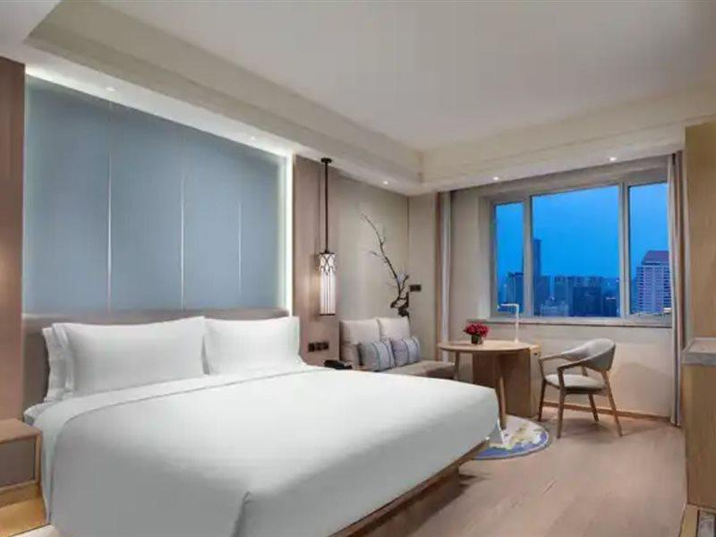 Crowne Plaza Shanghai Nanjing Road By Ihg Kültér fotó Deluxe Room